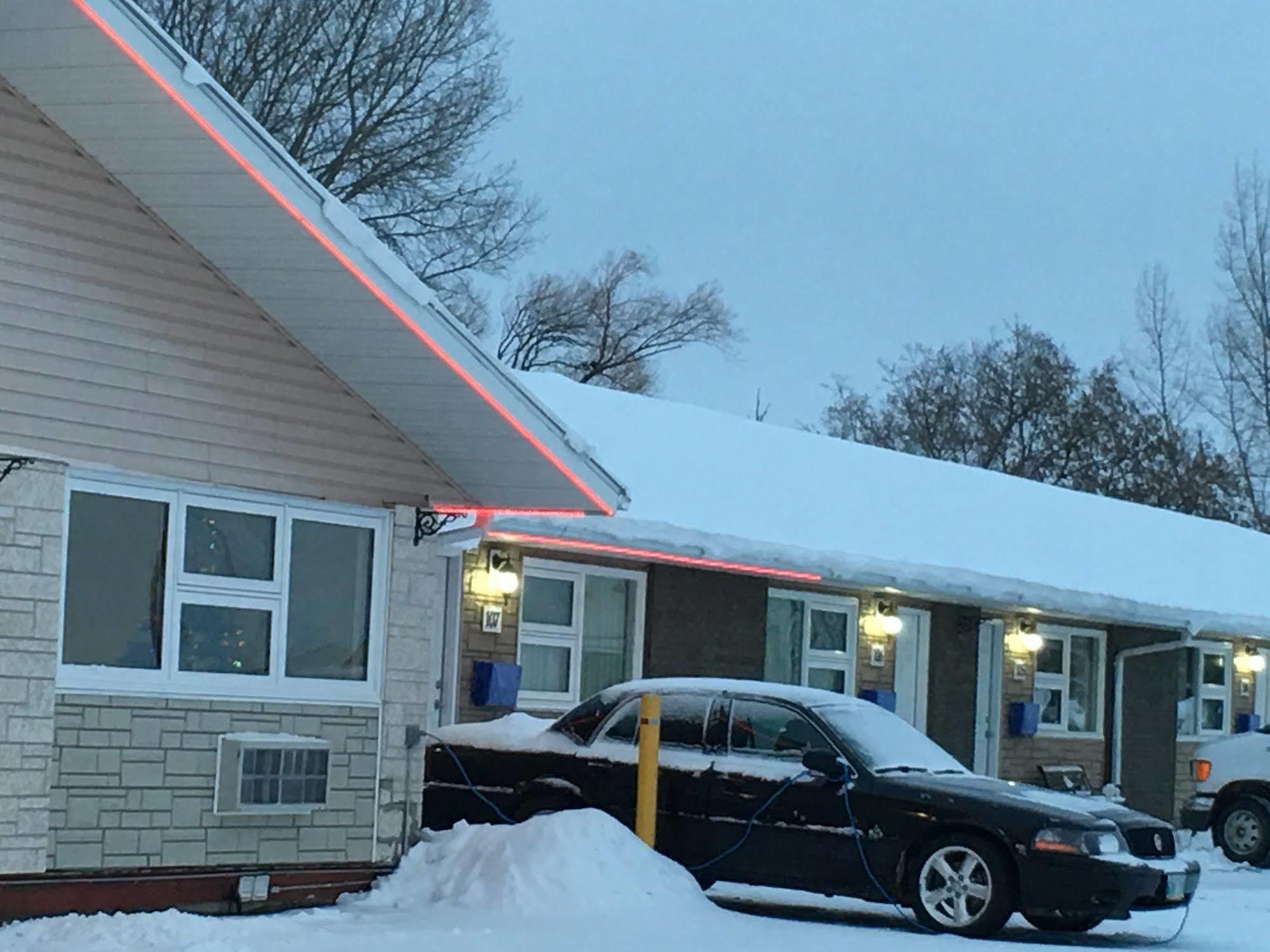 Neepawa Westway Inn Motel المظهر الخارجي الصورة